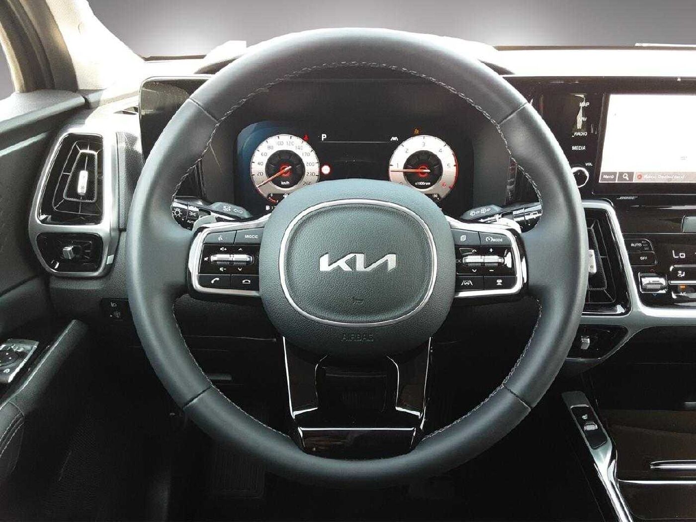 Kia  Spirit 2WD